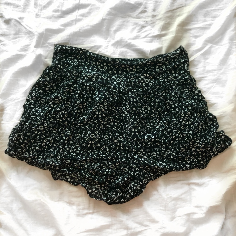 AMERICAN EAGLE Shorts - Floral, Soft